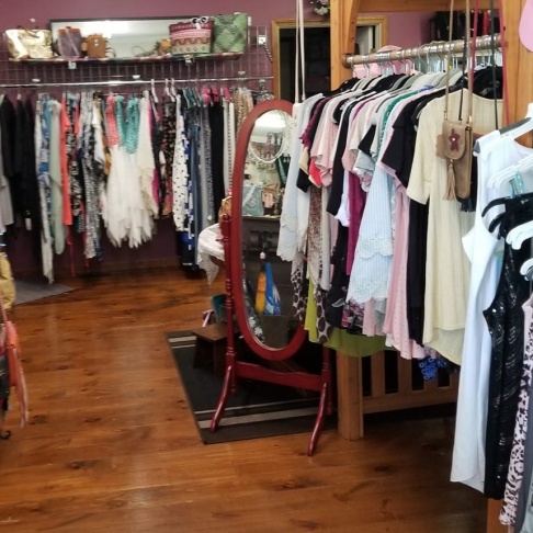  Vicky's Boutique Bus Clearance Sale